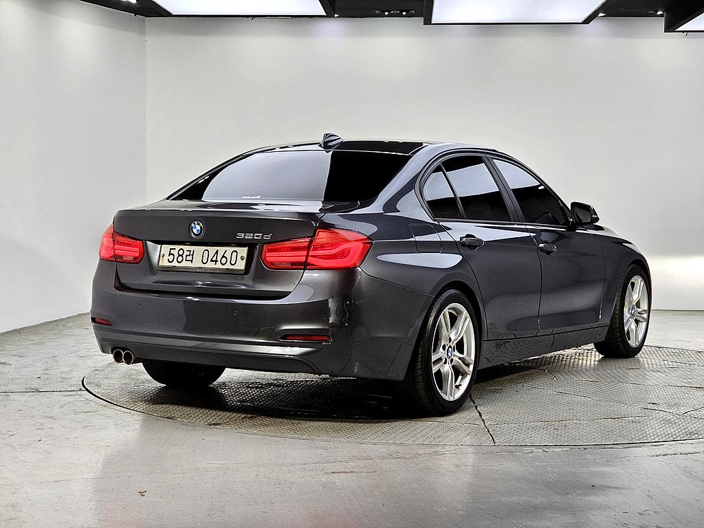 BMW 3 series - Vista 4