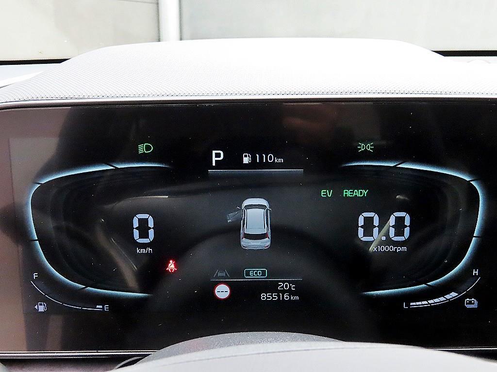 KIA Niro - Vista 8