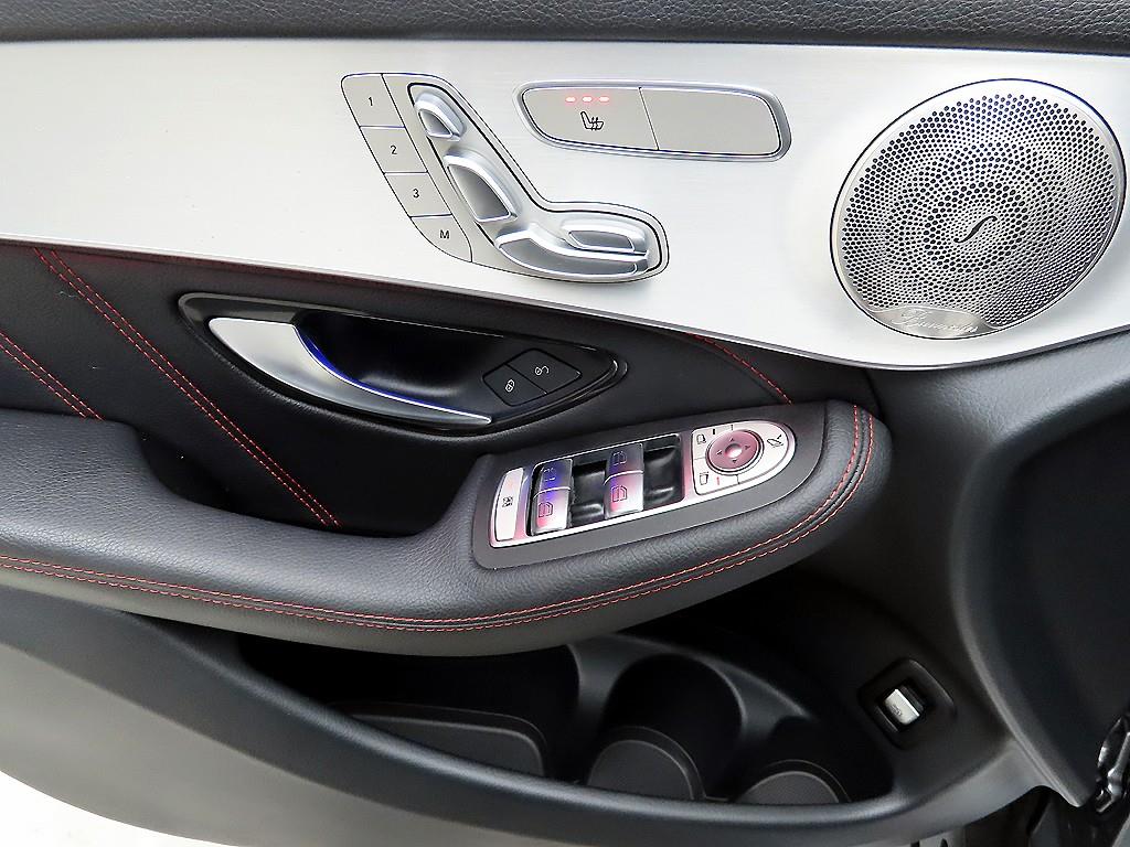 Mercedes Benz GLC Class - Vista 11