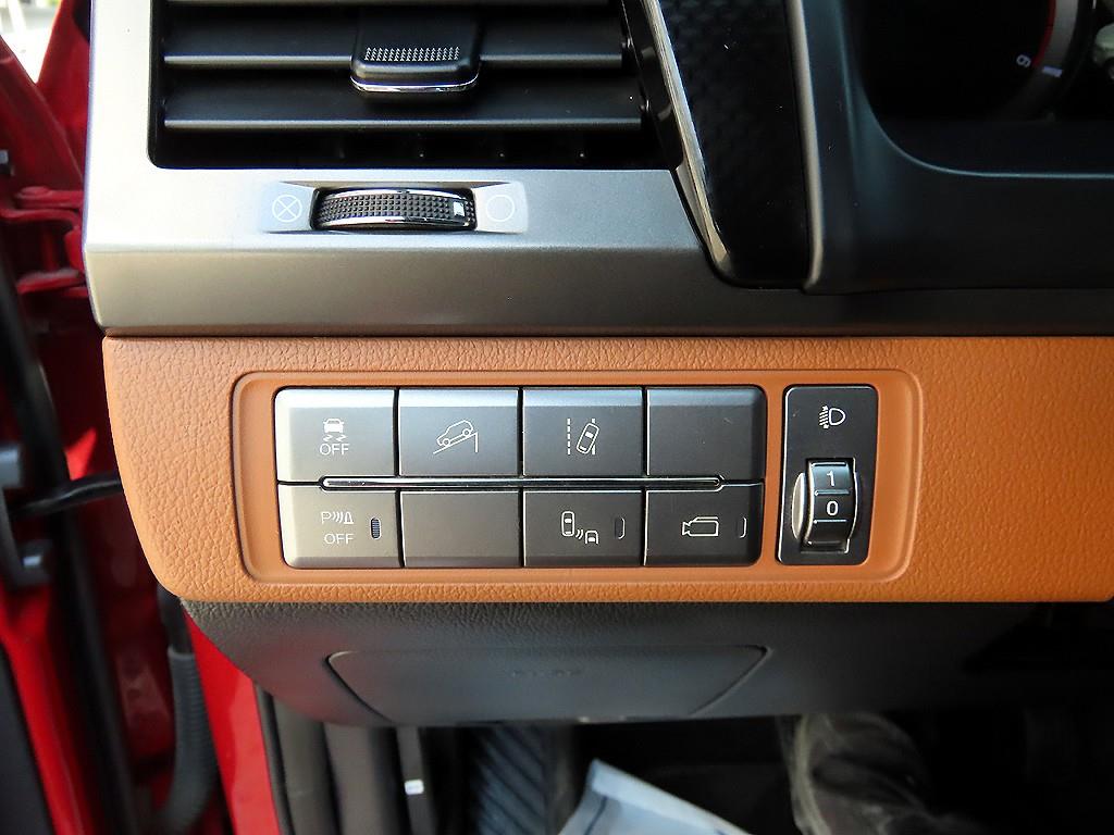 Ssangyong Rexton - Vista 12