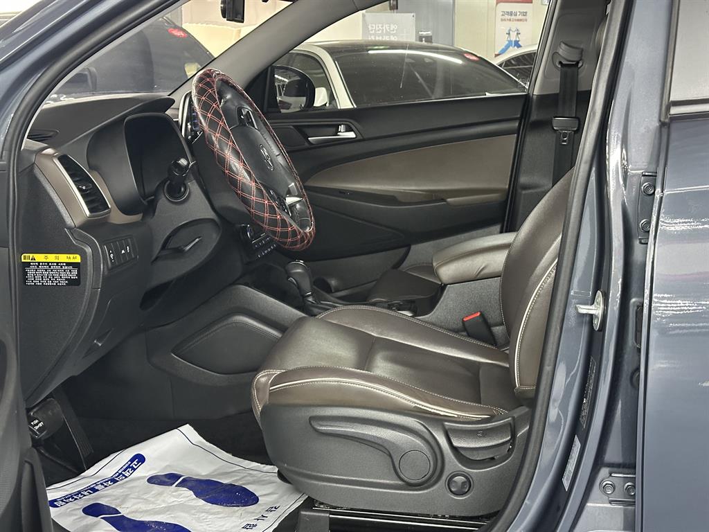 HYUNDAI Tucson - Vista 7