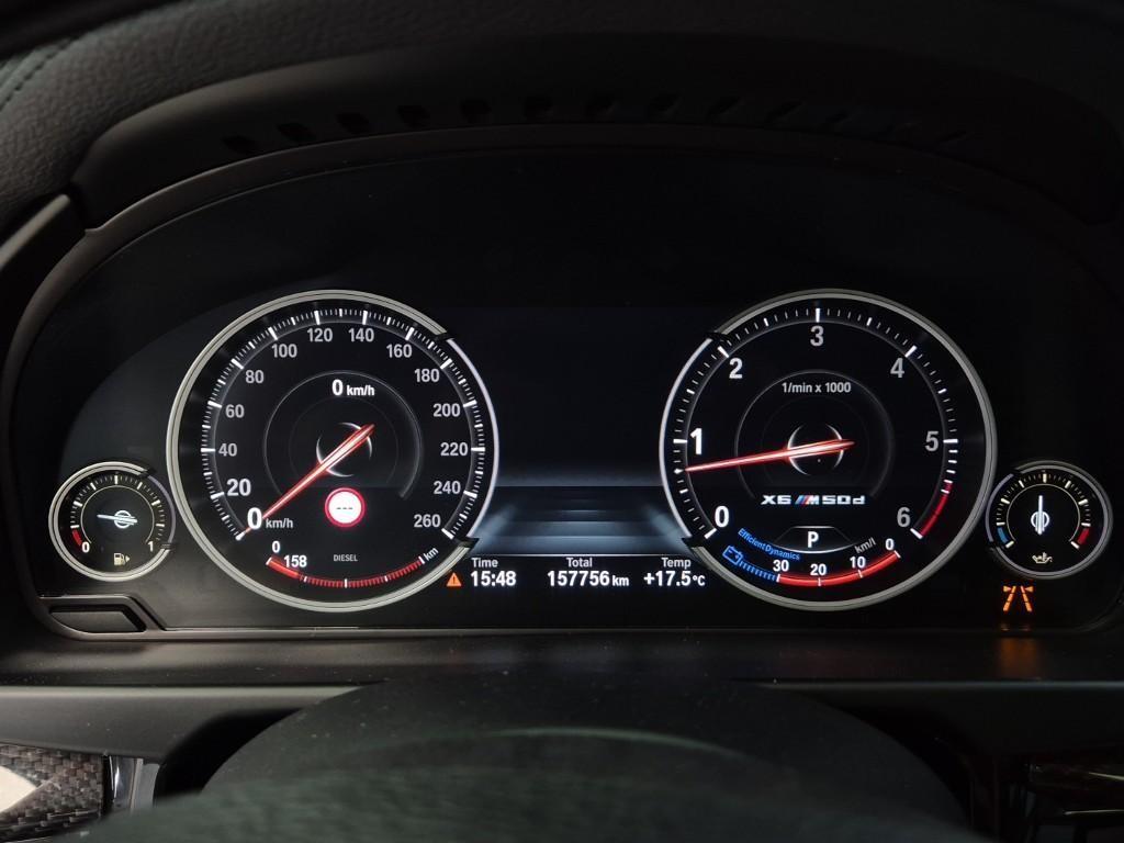 BMW X6 - Vista 6