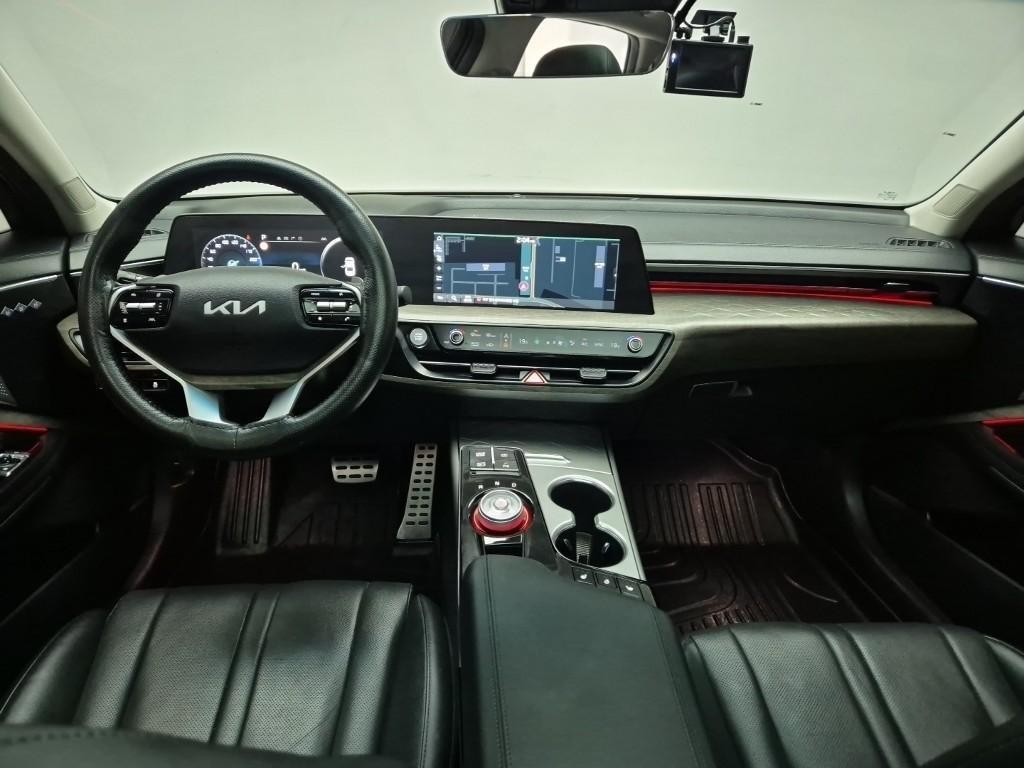 KIA K8 - Vista 7