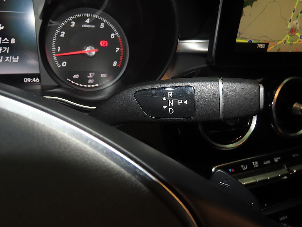 Mercedes Benz C Class - Vista 12