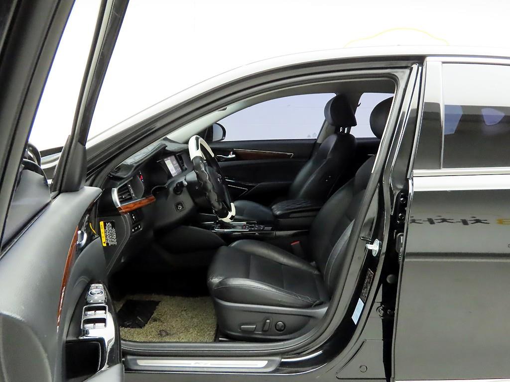 KIA K7 - Vista 11