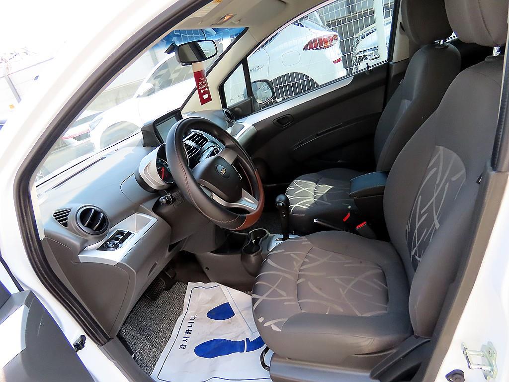 Chevrolet Spark - Vista 5