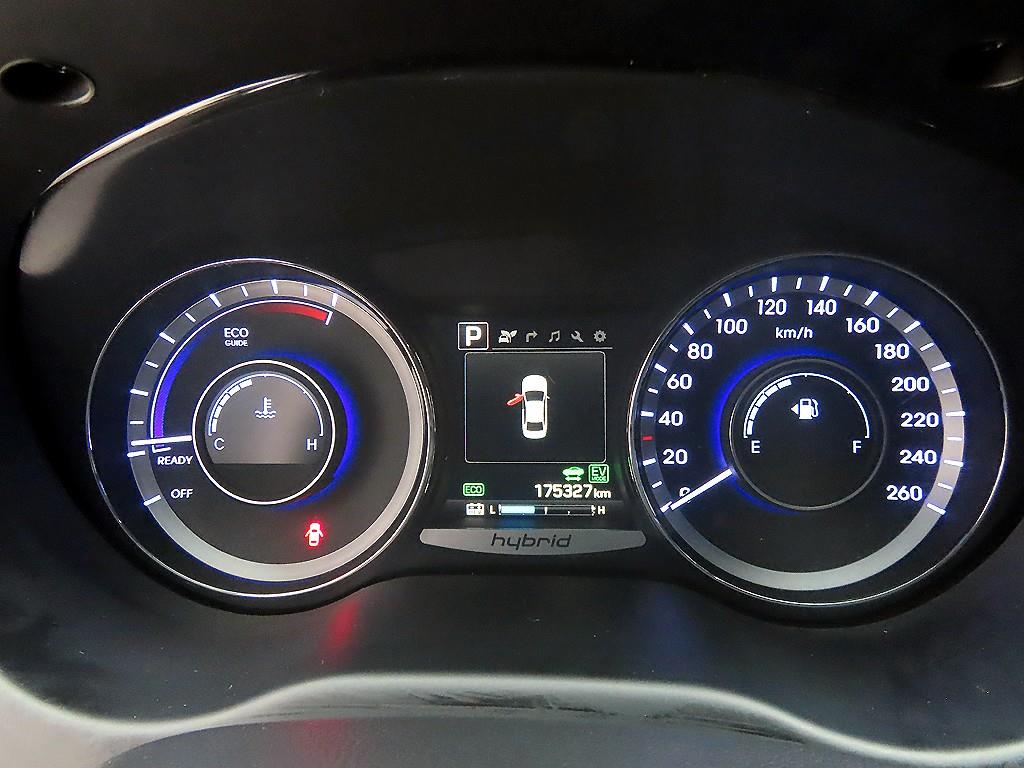 HYUNDAI Grandeur - Vista 9
