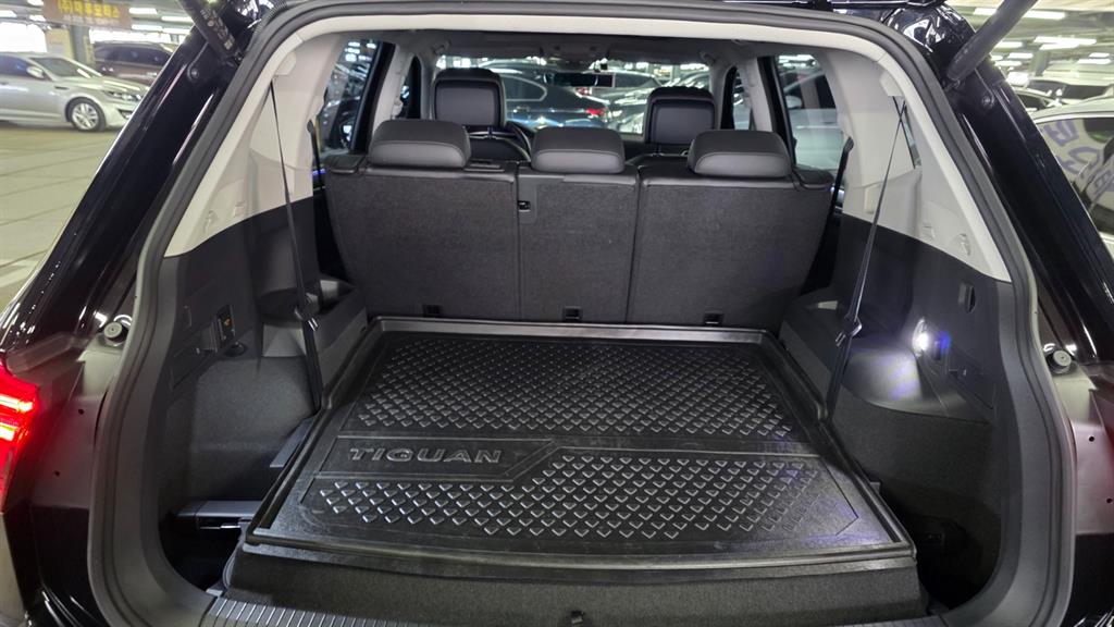 Volkswagen Tiguan 2024 Negro - Importación desde Corea - HF Imports Iquique - Foto 13