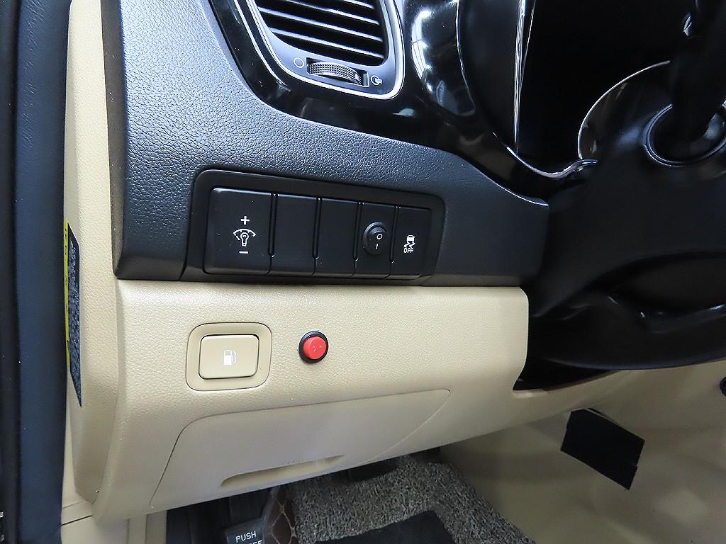 KIA Carnival 2017 Negro - Importación desde Corea - HF Imports Iquique - Foto 13