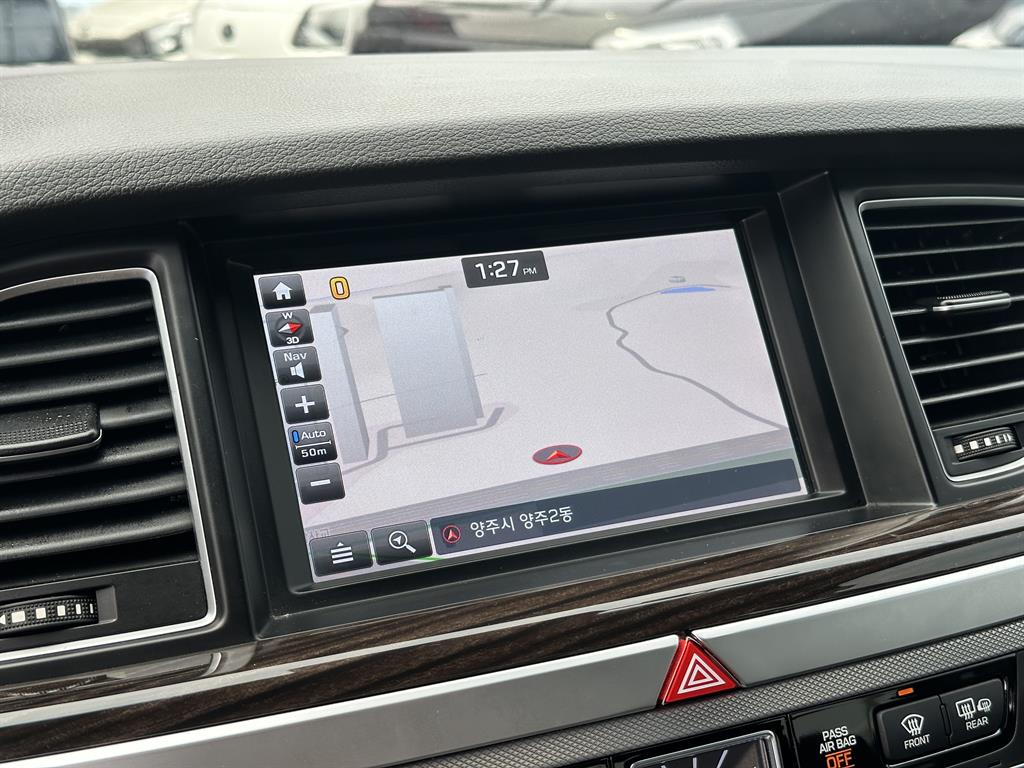 Genesis G80 - Vista 10
