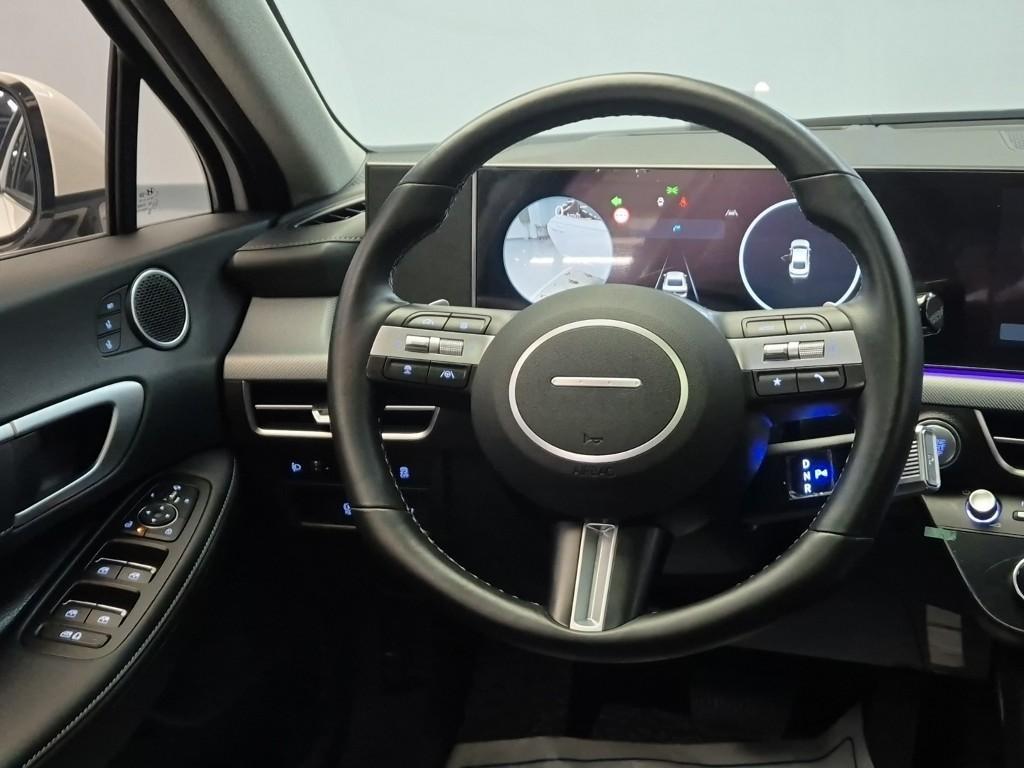 HYUNDAI Sonata - Vista 8