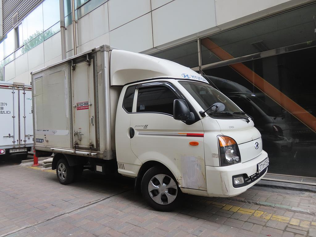 Small Truck Normal Box(High Deck) 2012 Blanco - Importación desde Corea - HF Imports Iquique - Foto 1