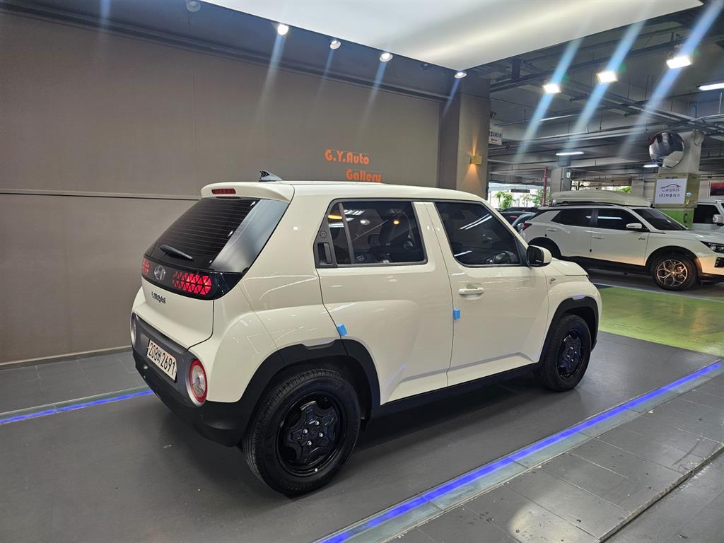 HYUNDAI Casper - Vista 12