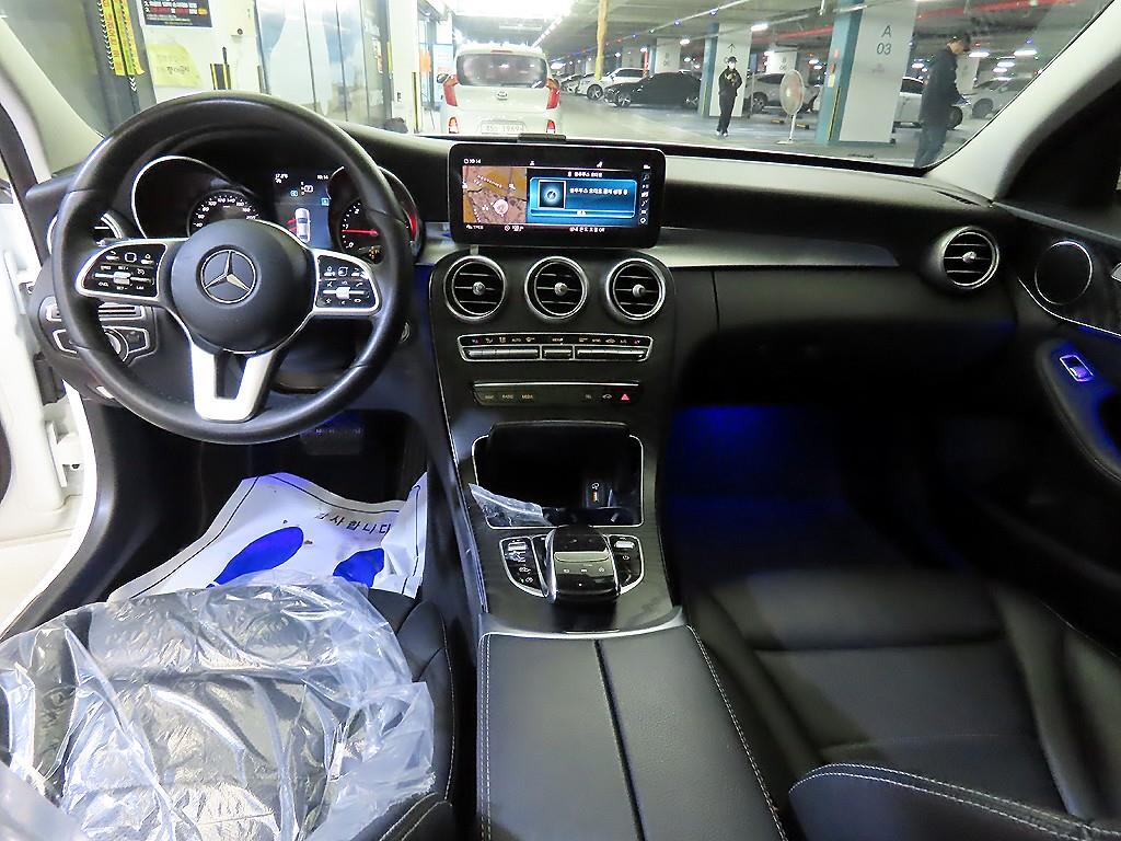 Mercedes Benz C Class - Vista 10