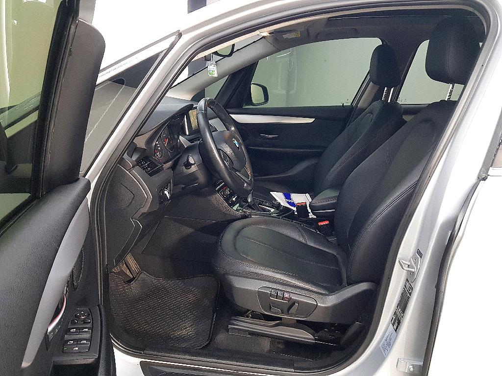 BMW 2 series - Vista 8