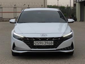 HYUNDAI Avante - Vista 2