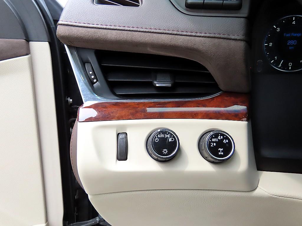 Cadillac Escalade - Vista 11