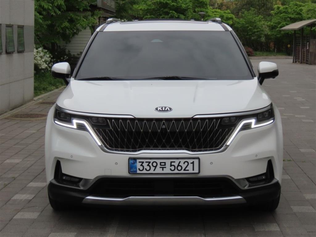 KIA Carnival 2021 Blanco - Importación desde Corea - HF Imports Iquique - Foto 1