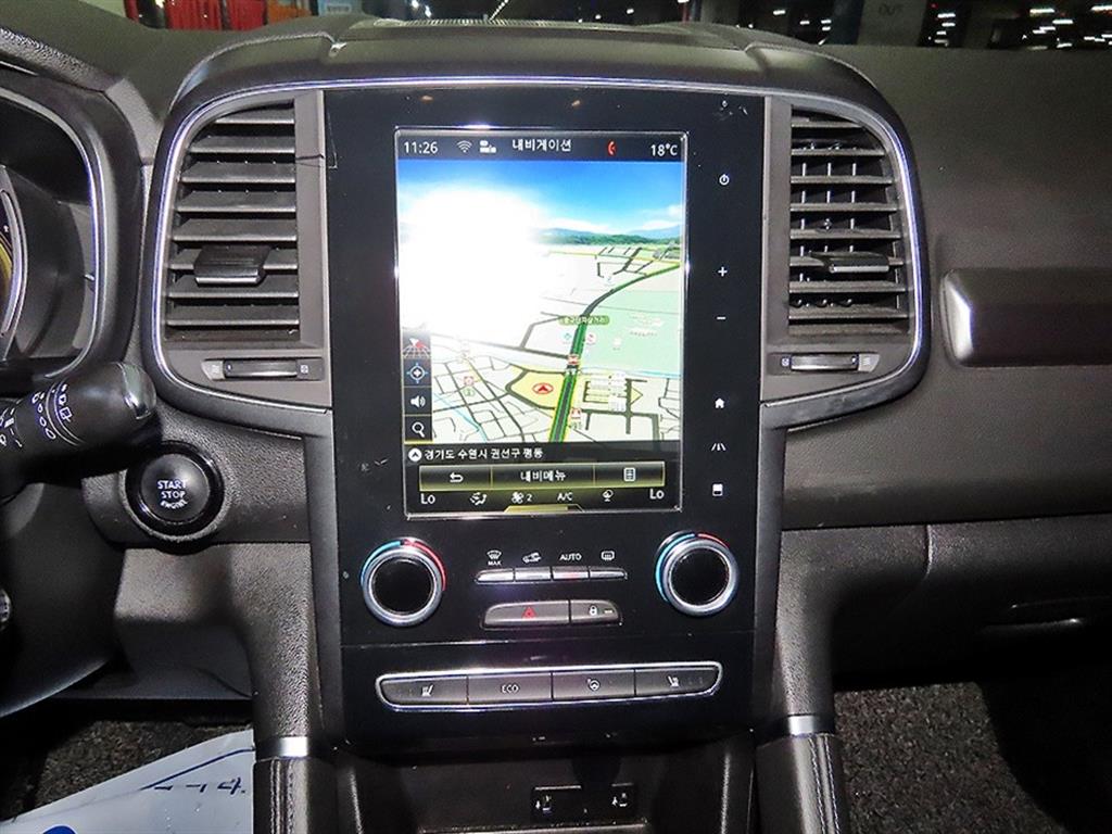 SAMSUNG QM6 - Vista 11