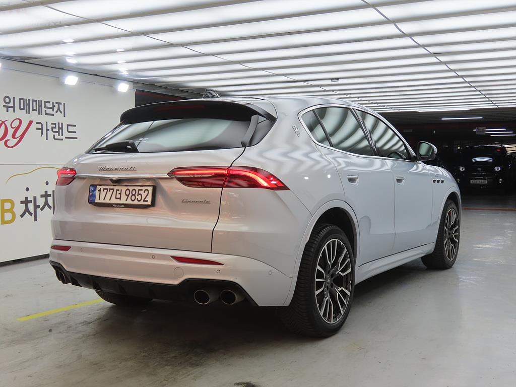 Maserati Grecale - Vista 4