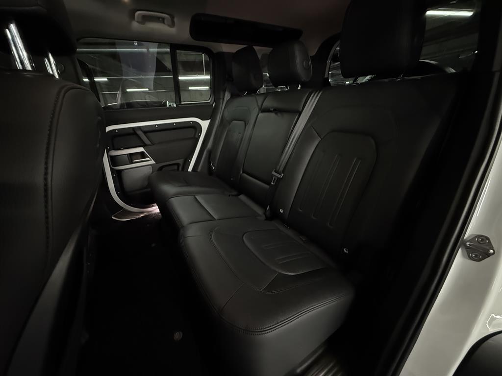 Land Rover Defender - Vista 8