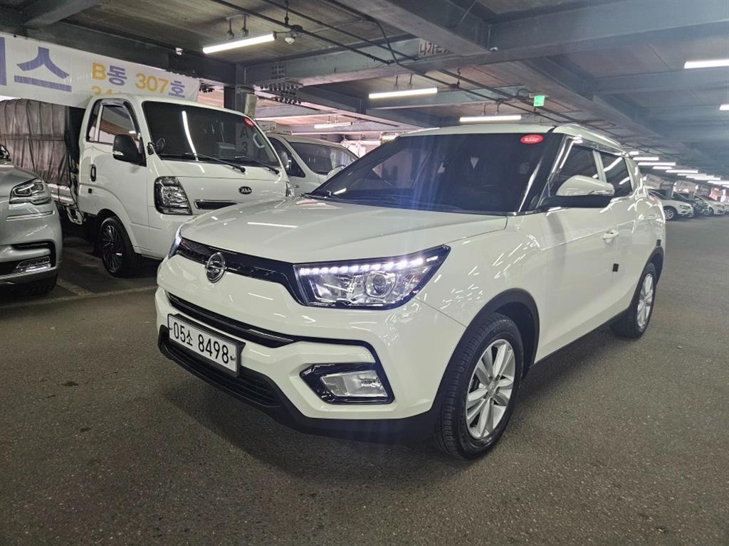 Ssangyong Tivoli - Vista 2