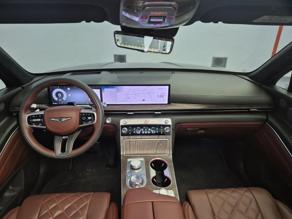 Genesis GV80 - Vista 6
