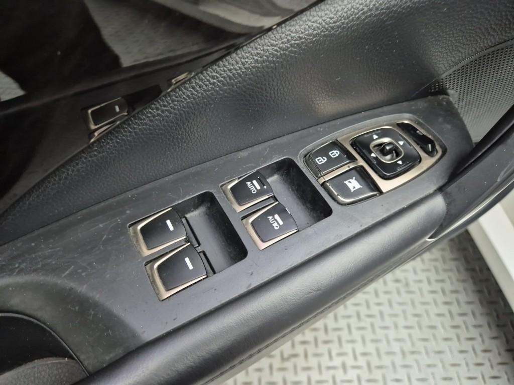 HYUNDAI Grandeur 2014 Blanco - Importación desde Corea - HF Imports Iquique - Foto 17