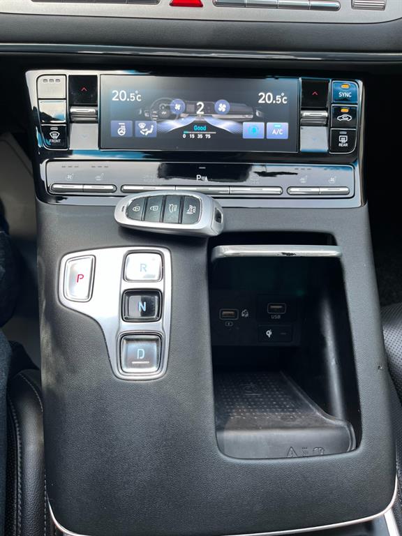 HYUNDAI Grandeur - Vista 12