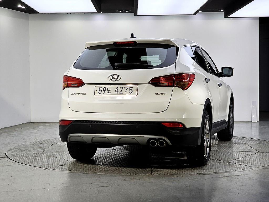 HYUNDAI Santa Fe - Vista 3