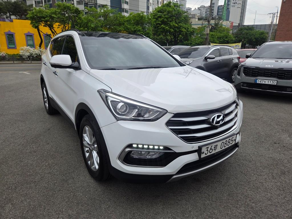 HYUNDAI Santa Fe - Vista 3