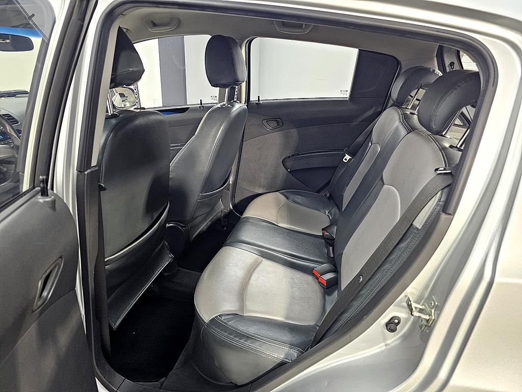 Chevrolet Spark - Vista 9