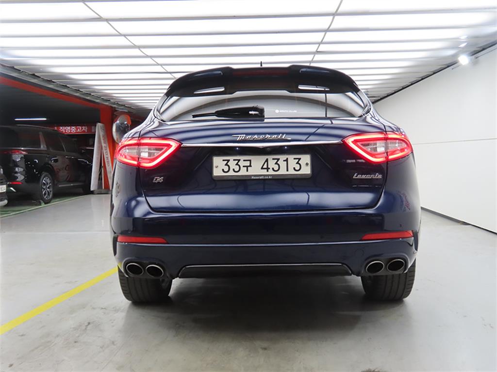 Maserati Levante - Vista 3
