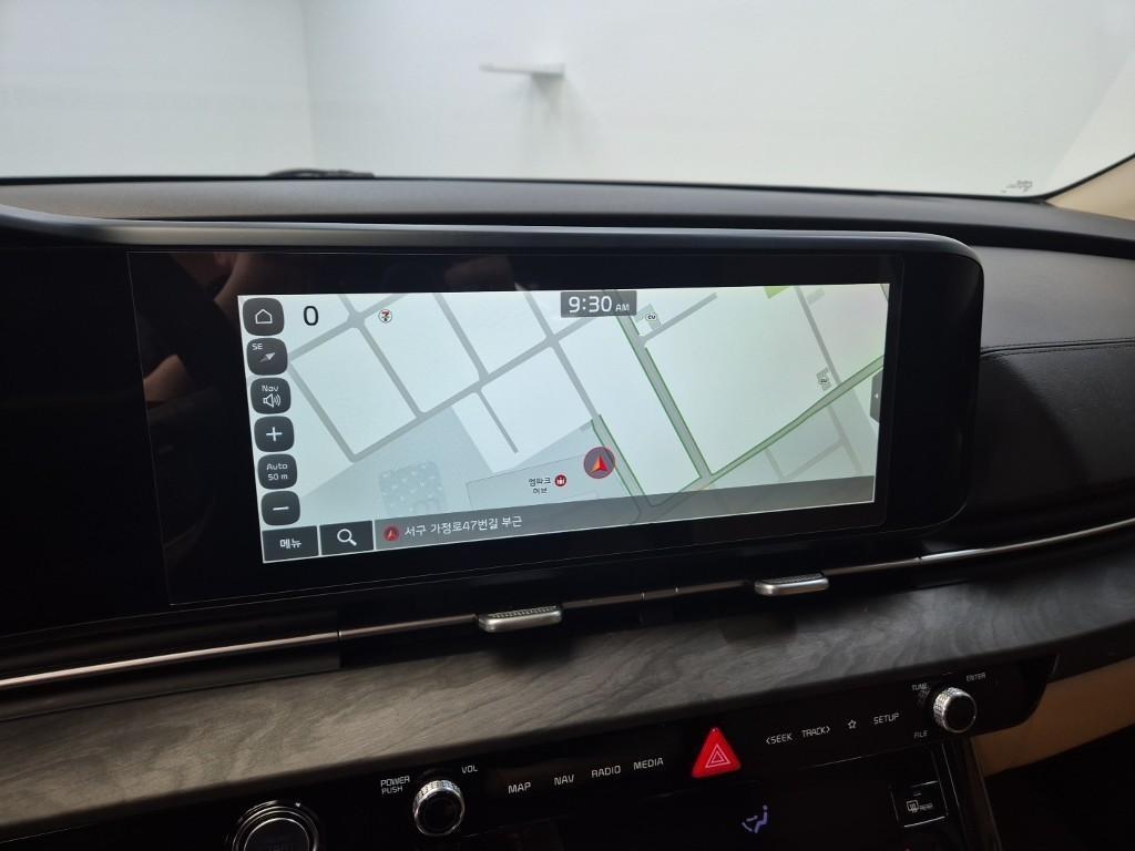 KIA Carnival - Vista 10