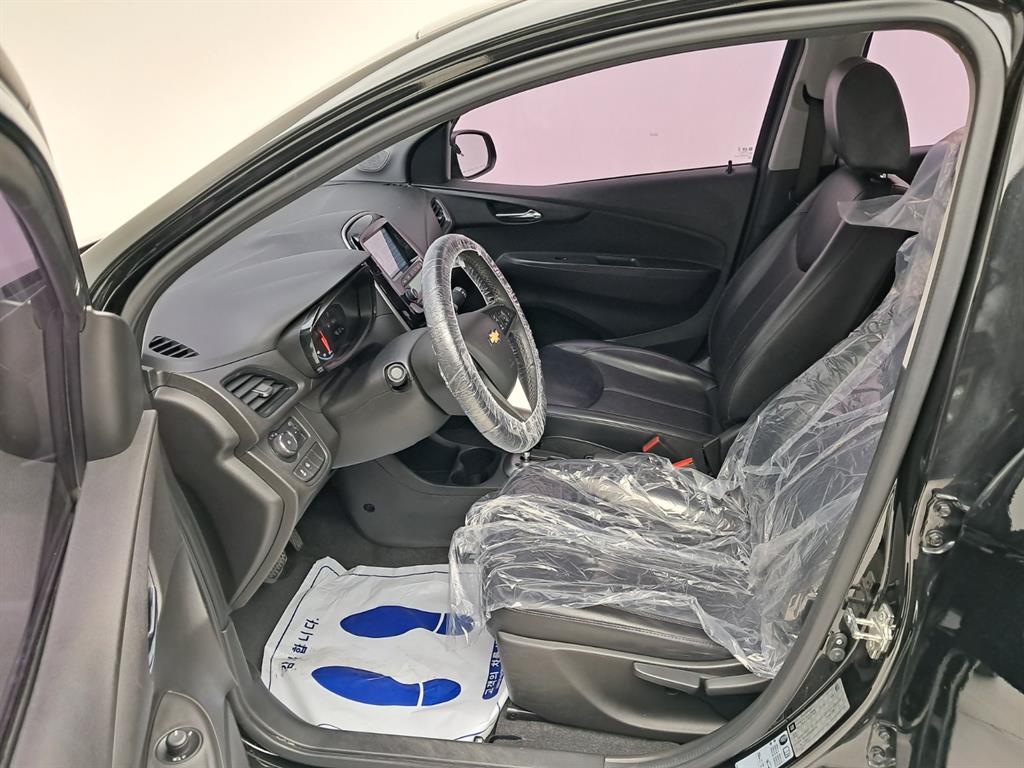 Chevrolet Spark 2018 Negro - Importación desde Corea - HF Imports Iquique - Foto 11