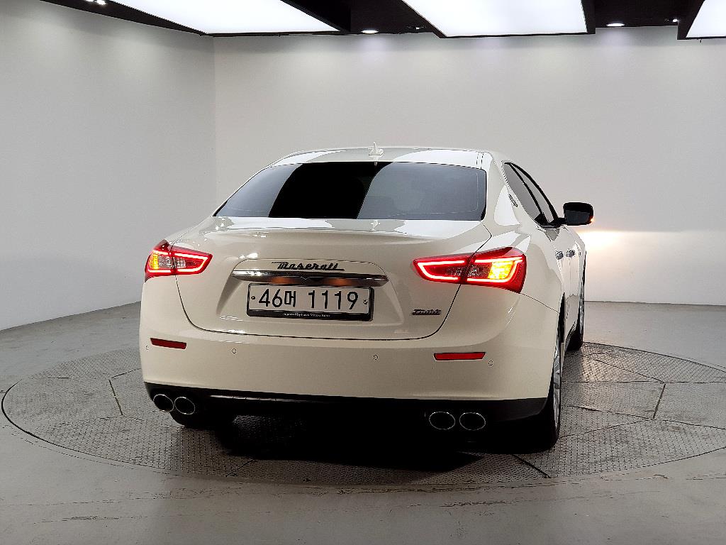 Maserati Ghibli - Vista 3