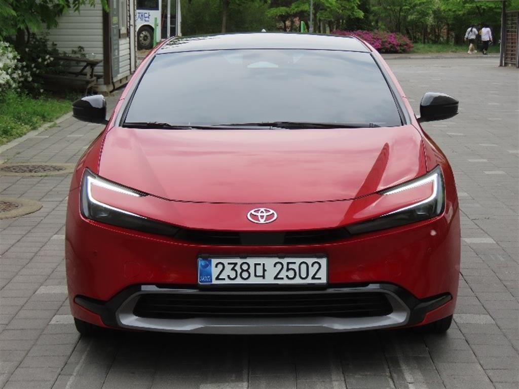 Toyota Prius 2024 - Importación desde Corea - HF Imports Iquique - Foto 1