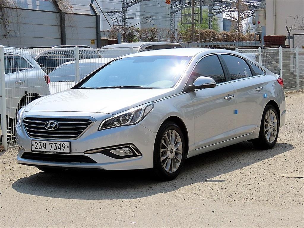 HYUNDAI Sonata - Vista 2
