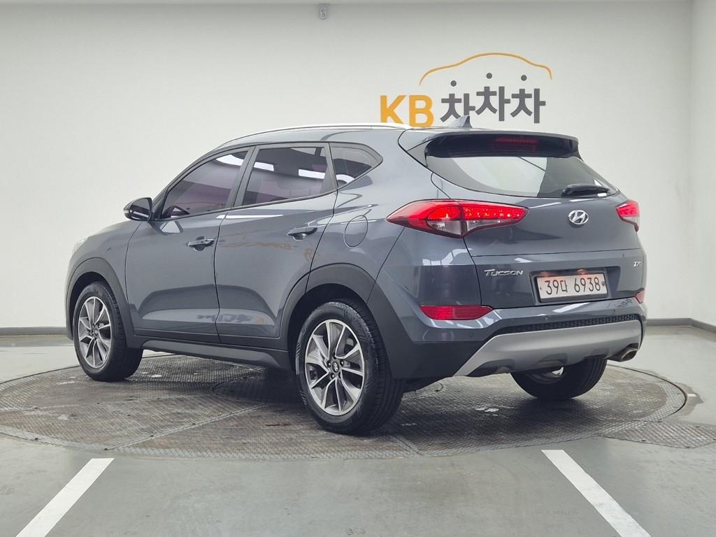 HYUNDAI Tucson - Vista 3
