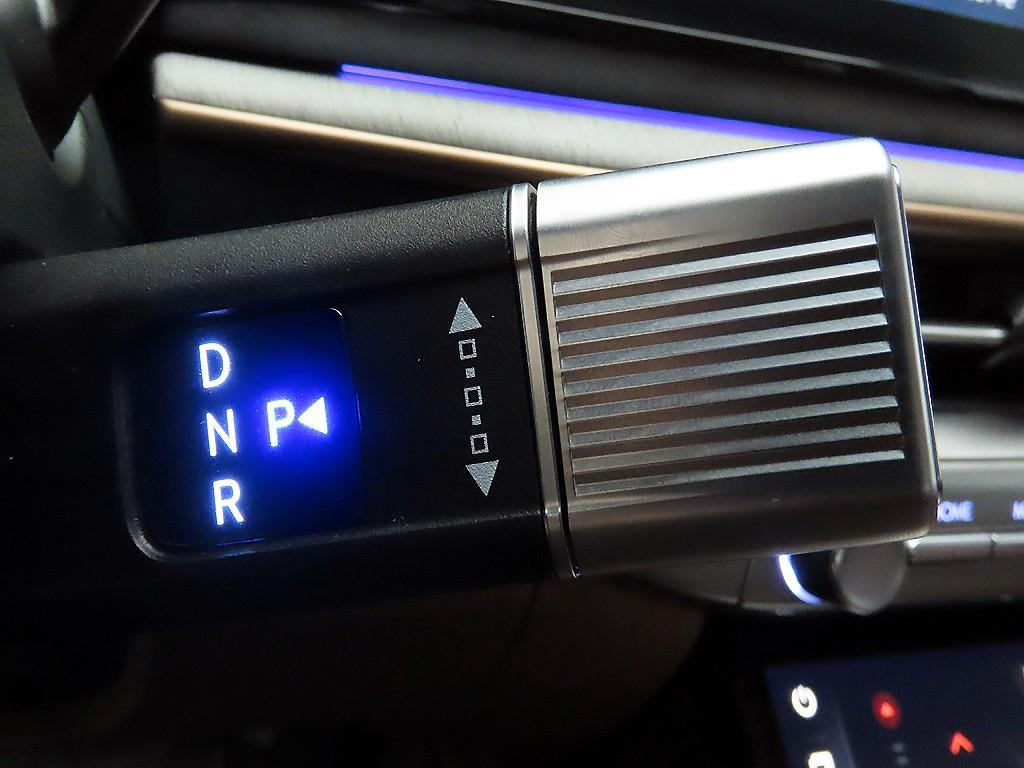 HYUNDAI Grandeur - Vista 9