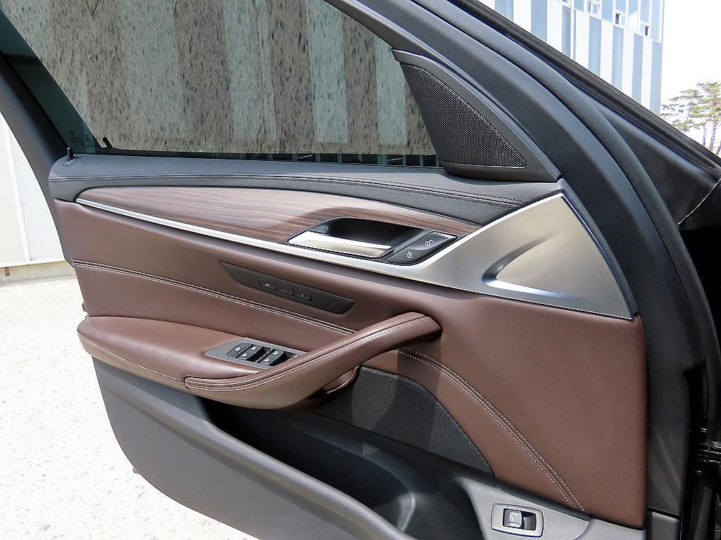 BMW 5 Series - Vista 12