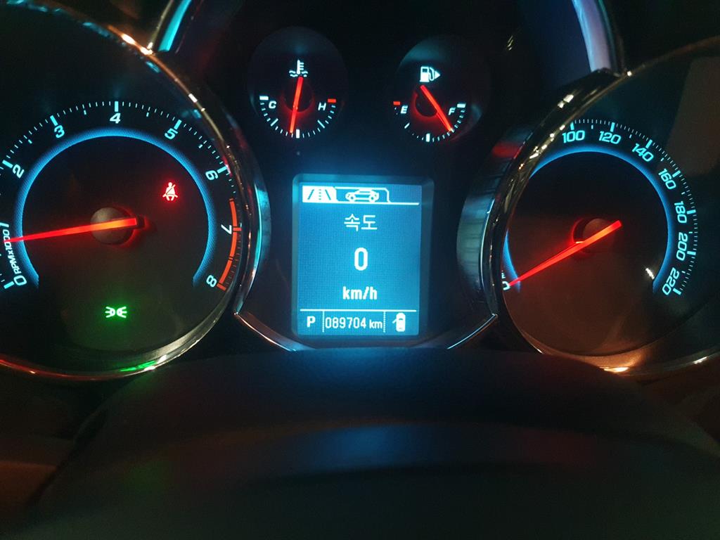 Chevrolet Cruise 2014 Negro - Importación desde Corea - HF Imports Iquique - Foto 19
