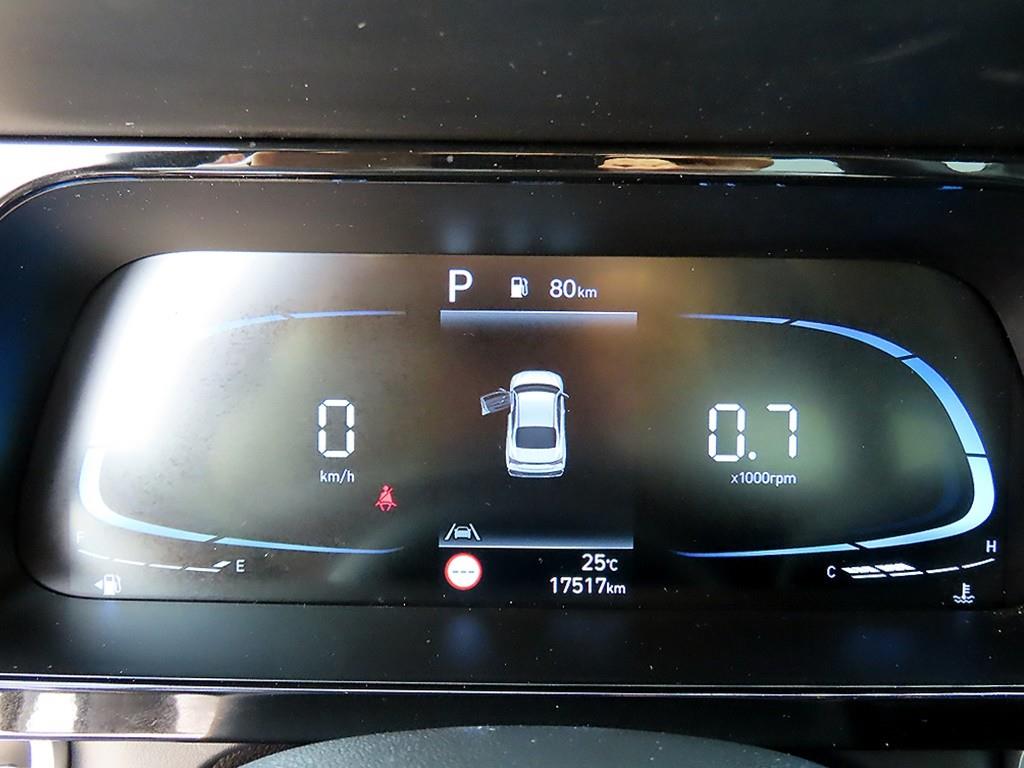 HYUNDAI Avante - Vista 8