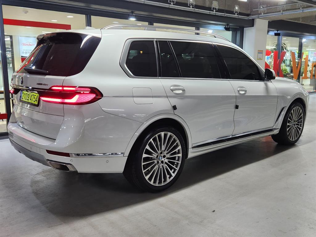 BMW X7 - Vista 4