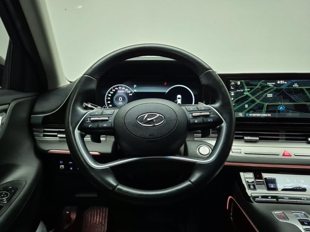 HYUNDAI Grandeur - Vista 9