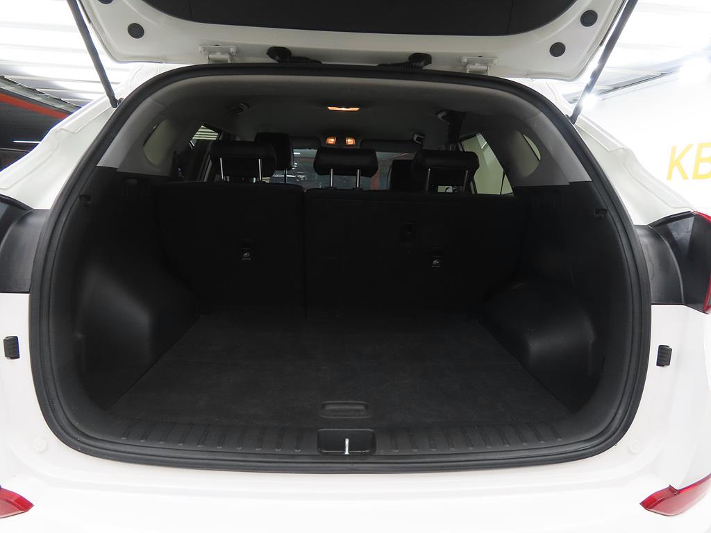 HYUNDAI Tucson 2017 Blanco - Importación desde Corea - HF Imports Iquique - Foto 18