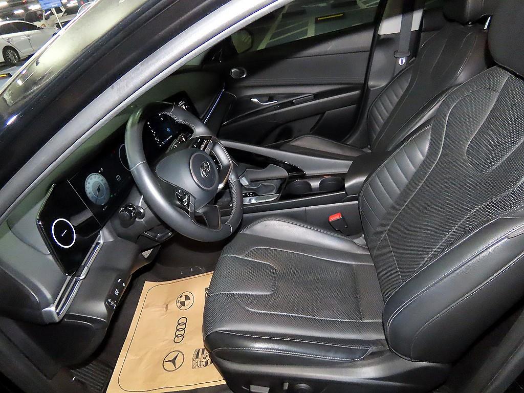 HYUNDAI Avante - Vista 6
