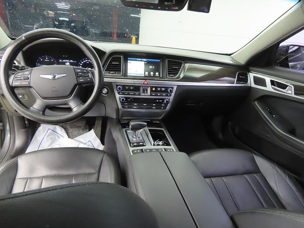 Genesis G80 - Vista 7