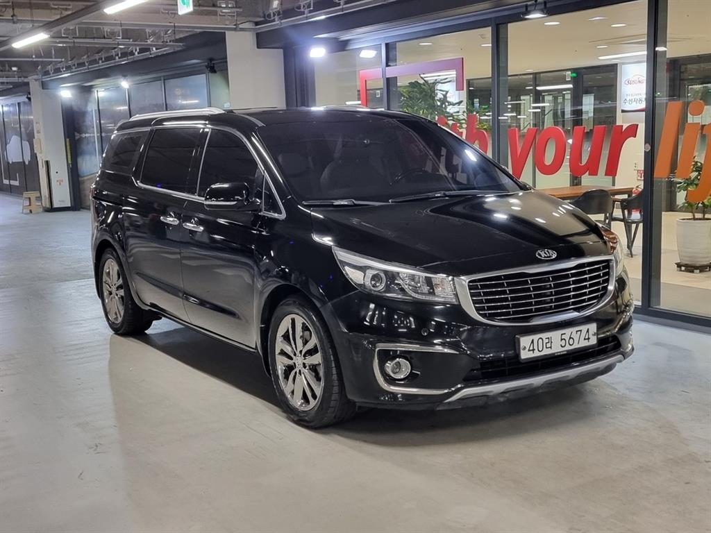 KIA Carnival 2018 Negro - Importación desde Corea - HF Imports Iquique - Foto 1