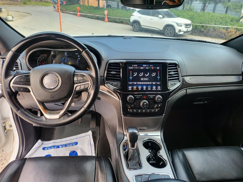Jeep Cherokee - Vista 7
